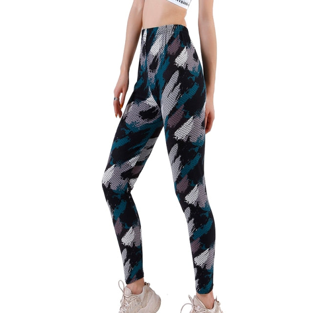 Ramla Printed Plaid Pencil Style Leggings (Elastic Waist Trousers)